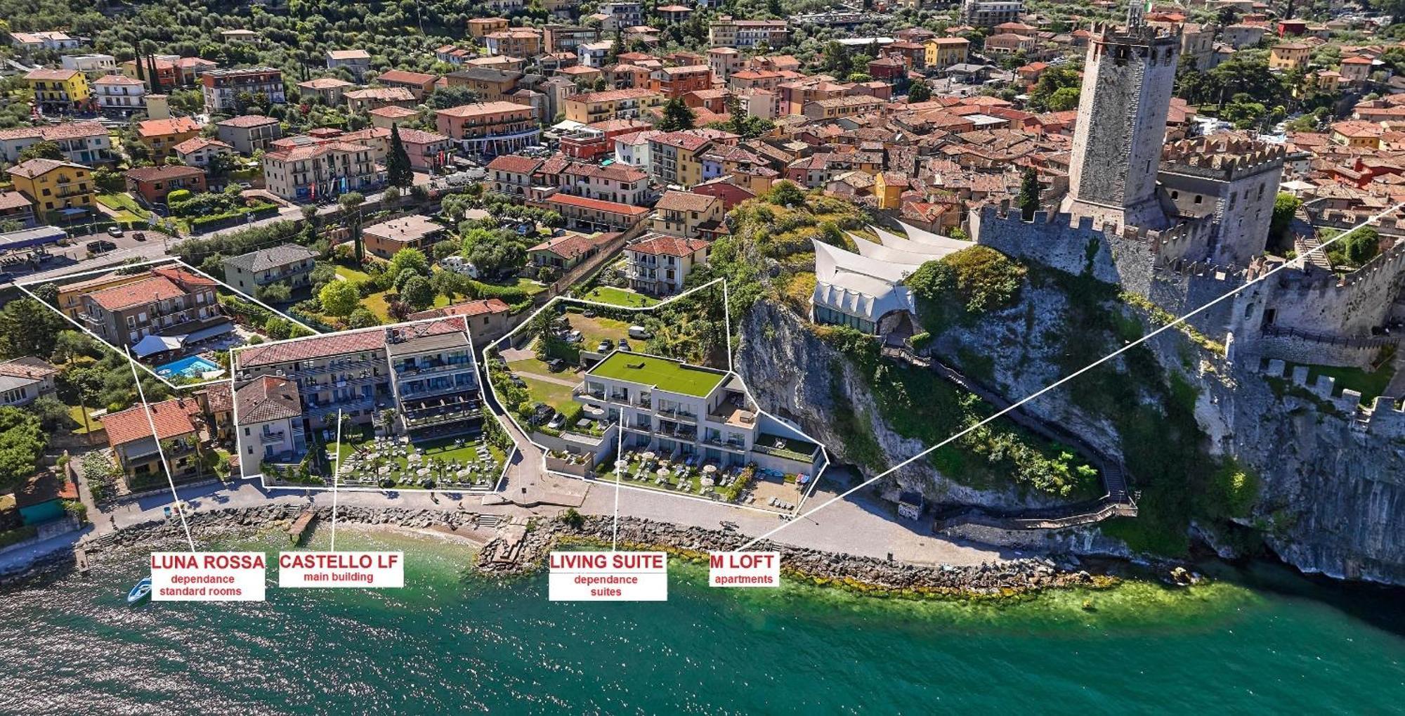 Hotel Castello Lake Front Малчезине Екстериор снимка